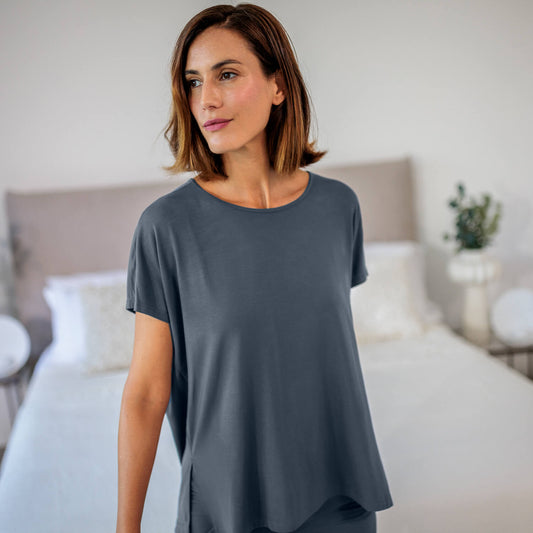 T-Shirt in lockerer Passform || Deep grey
