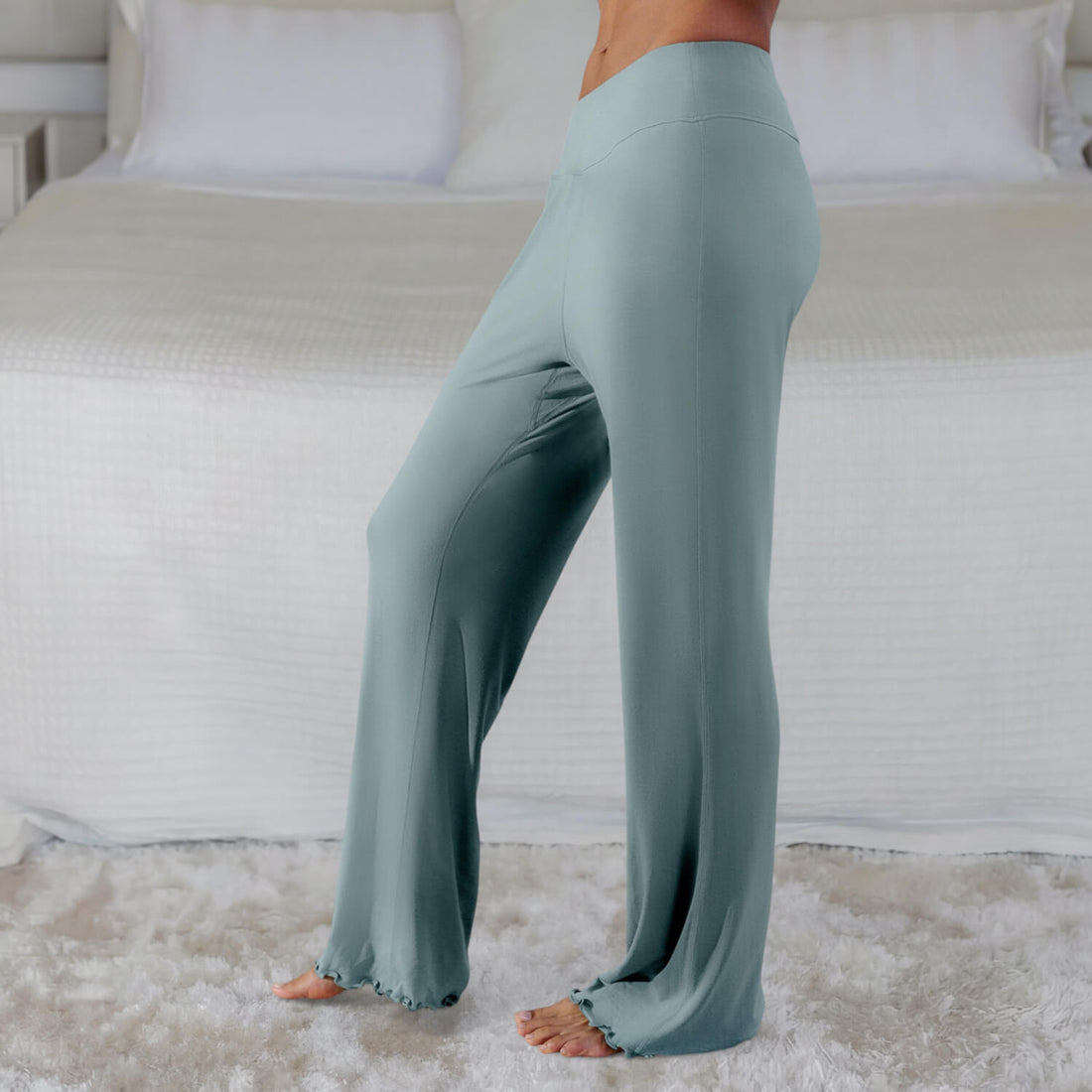 Nachtwäsche für Damen zur Hauterneuerung || Frosted sage