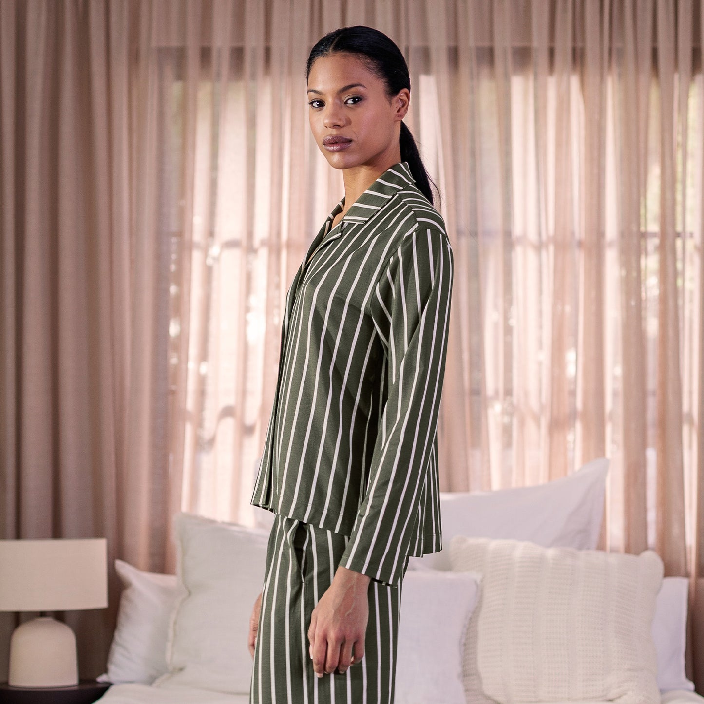 Kuhlendes Pyjamatop Damen || Classic stripes