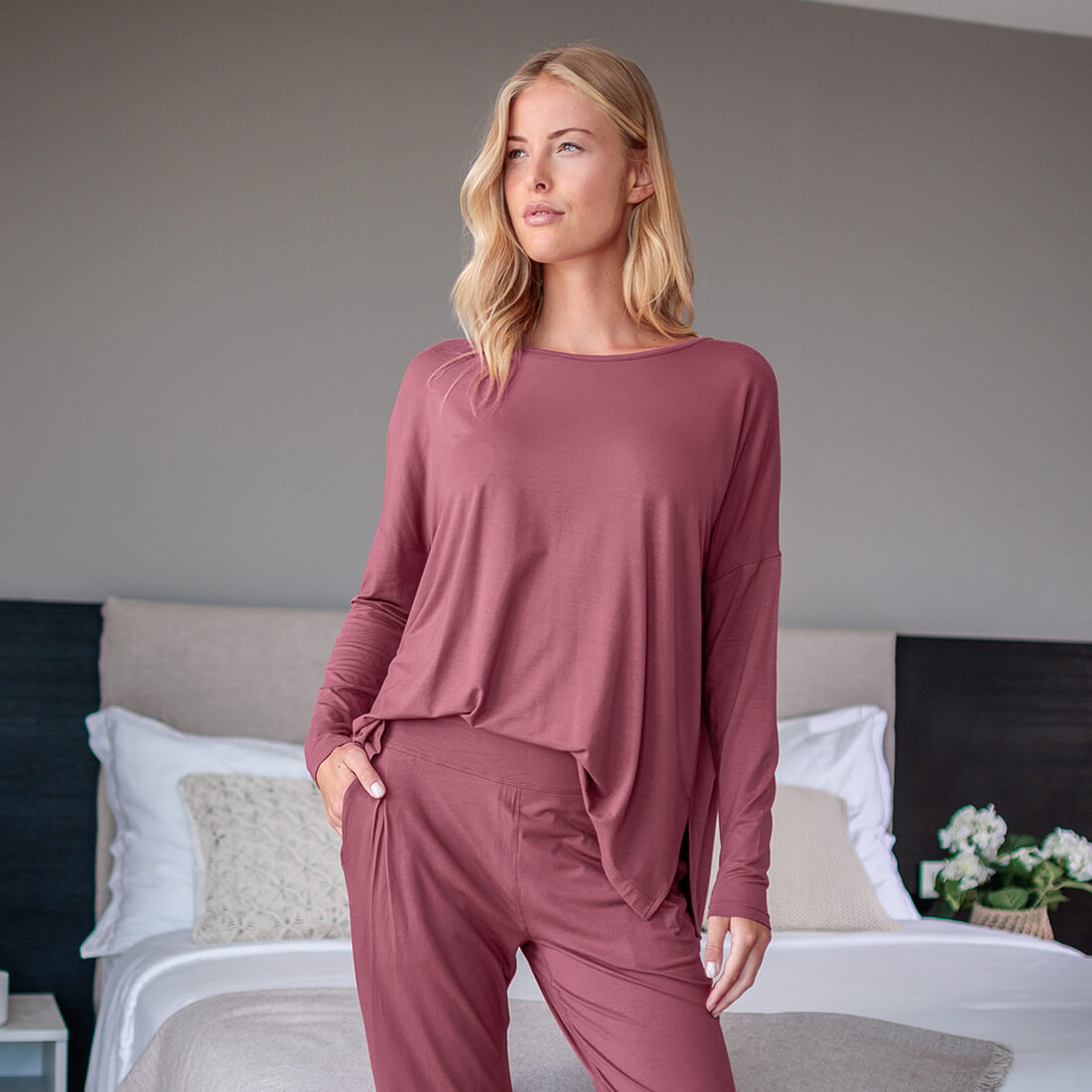 Atmungsaktives Pyjama-Top für Damen || Maroon