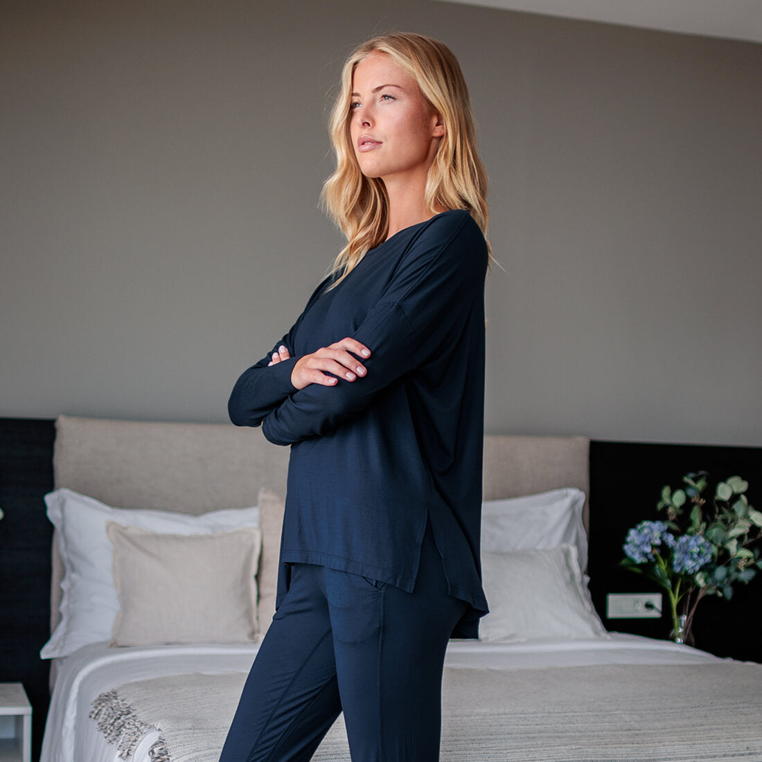 Atmungsaktives Pyjama-Top für Damen || Midnight blue