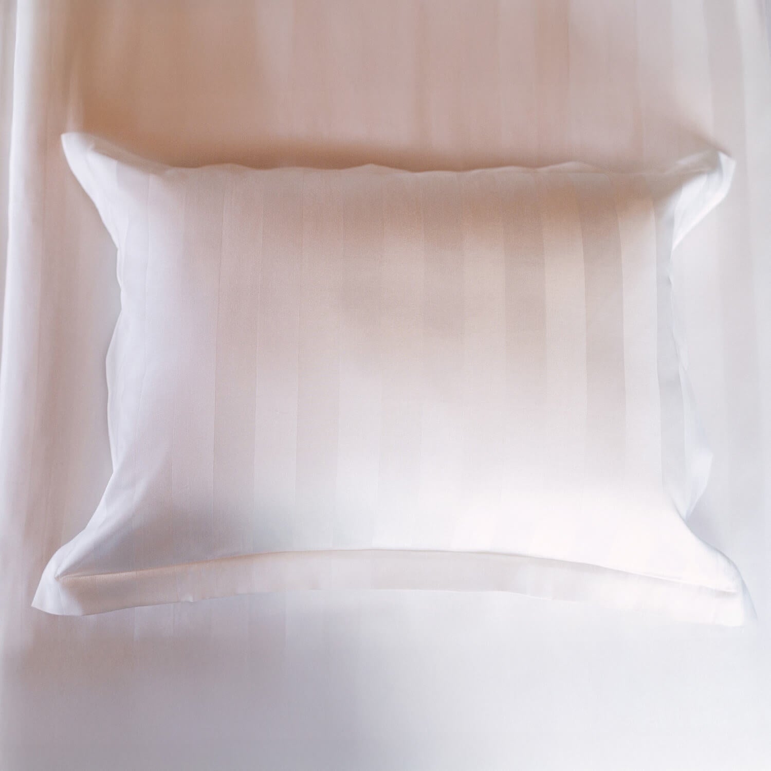 Kissenbezug || White