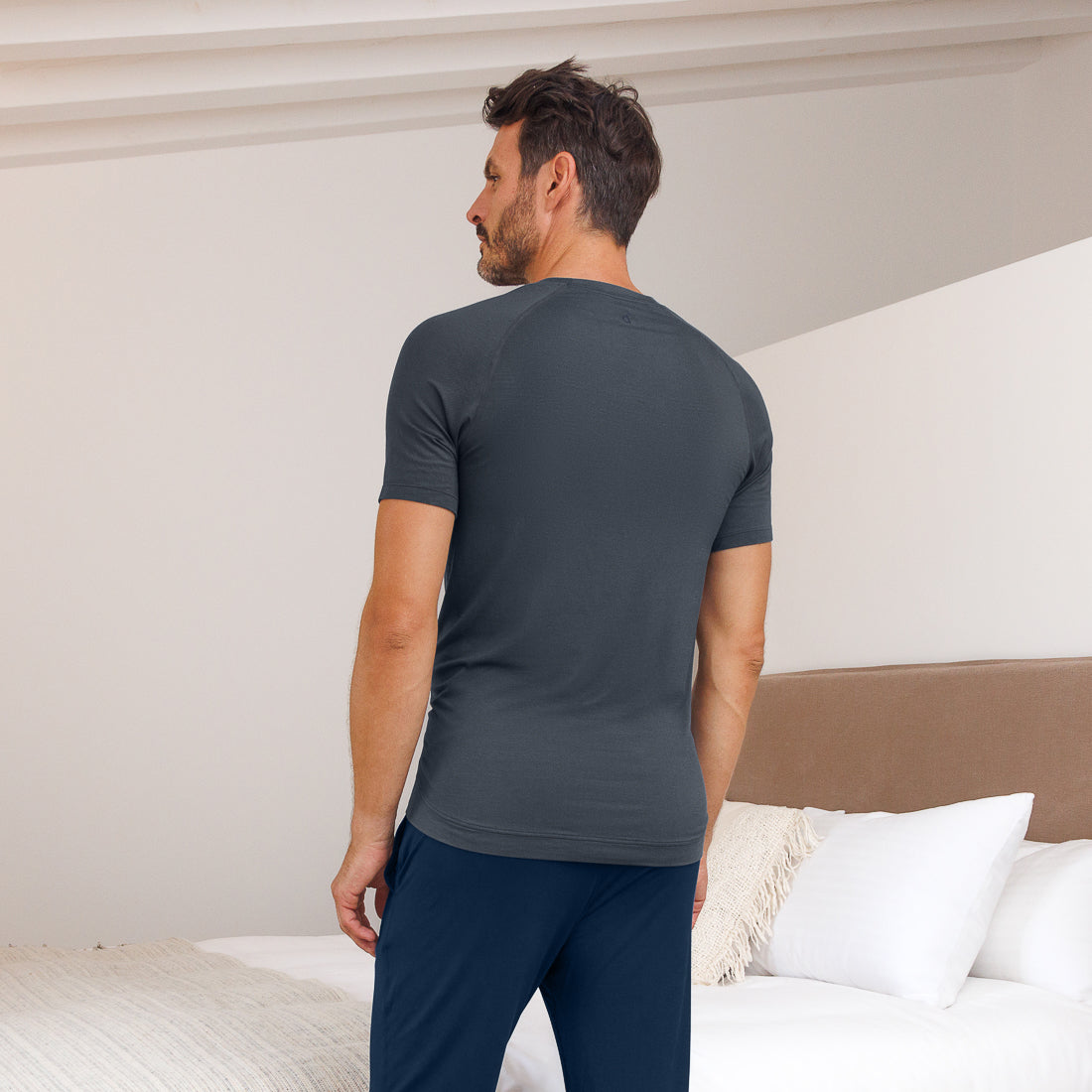 Atmungsaktives Pyjama-Top für Herren || Deep grey